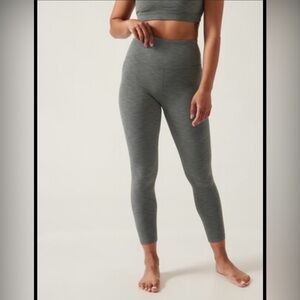 Athleta Ultra High Rise Elation 7/8 Tight in Heather‎ Gray Size Medium Tall M/T